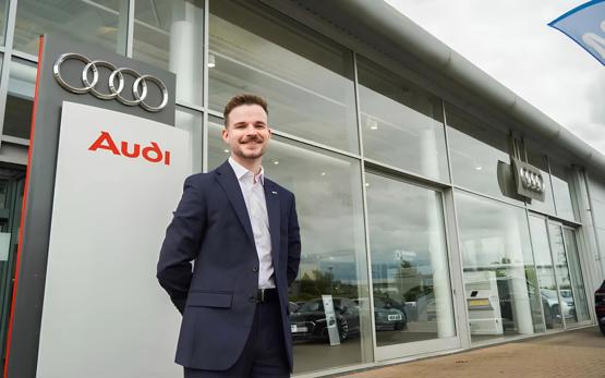 Membuka Peluang: JCT600 Luncurkan Rekrutmen di Pusat Perbaikan Audi Bradford