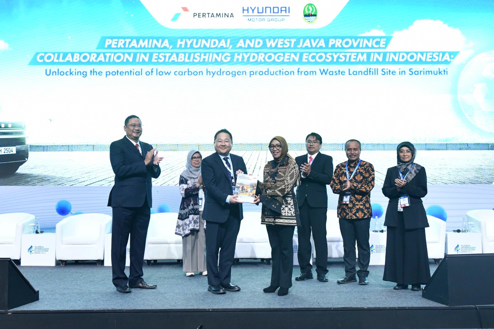 Inovasi Hijau: Transformasi Sampah Menjadi Hidrogen di Bandung