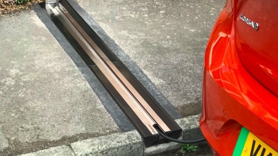 Uji Sistem Saluran Drainase di Bournemouth untuk Mendukung Pengisian Daya Kendaraan Listrik