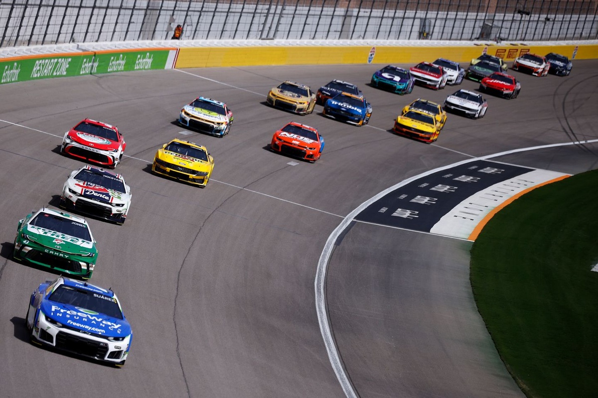 Unleashing Power: A 750 HP Blueprint for NASCAR's Mid-Length Tracks