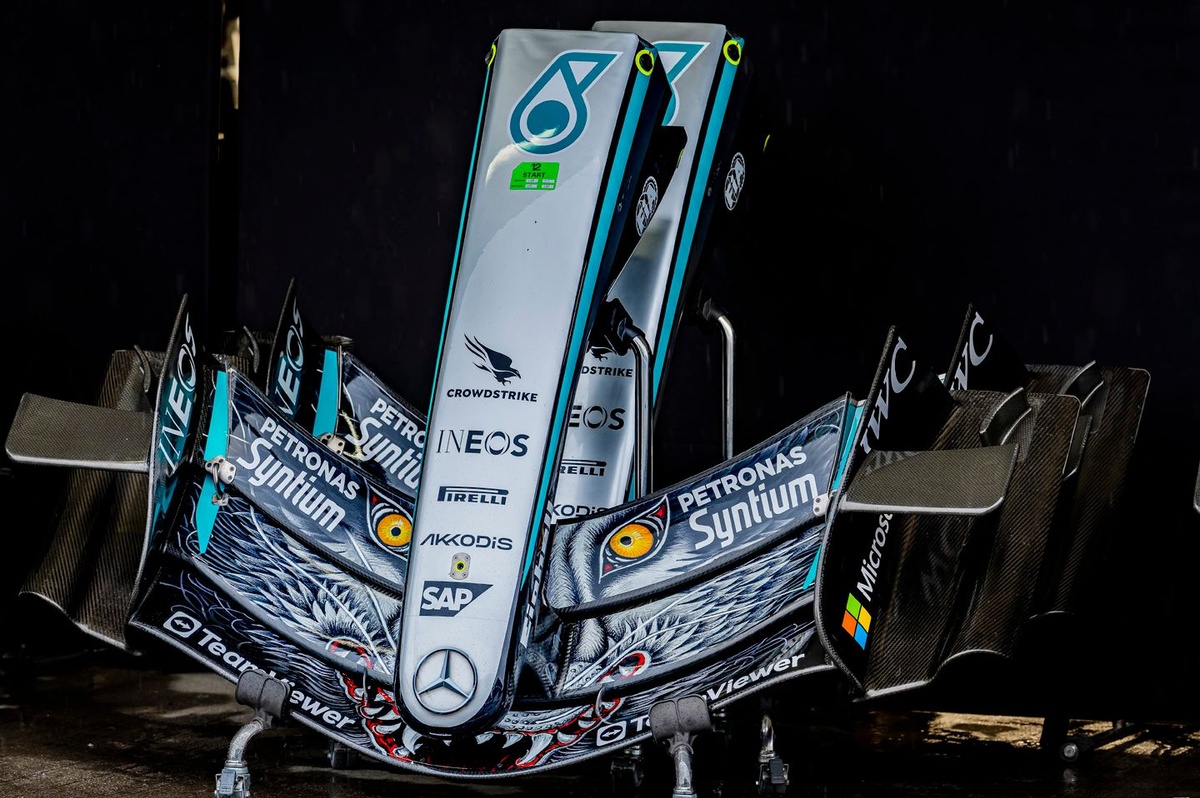Mercedes' 'Two Phase' Front Wing: A Test of Reliability Over Tactics