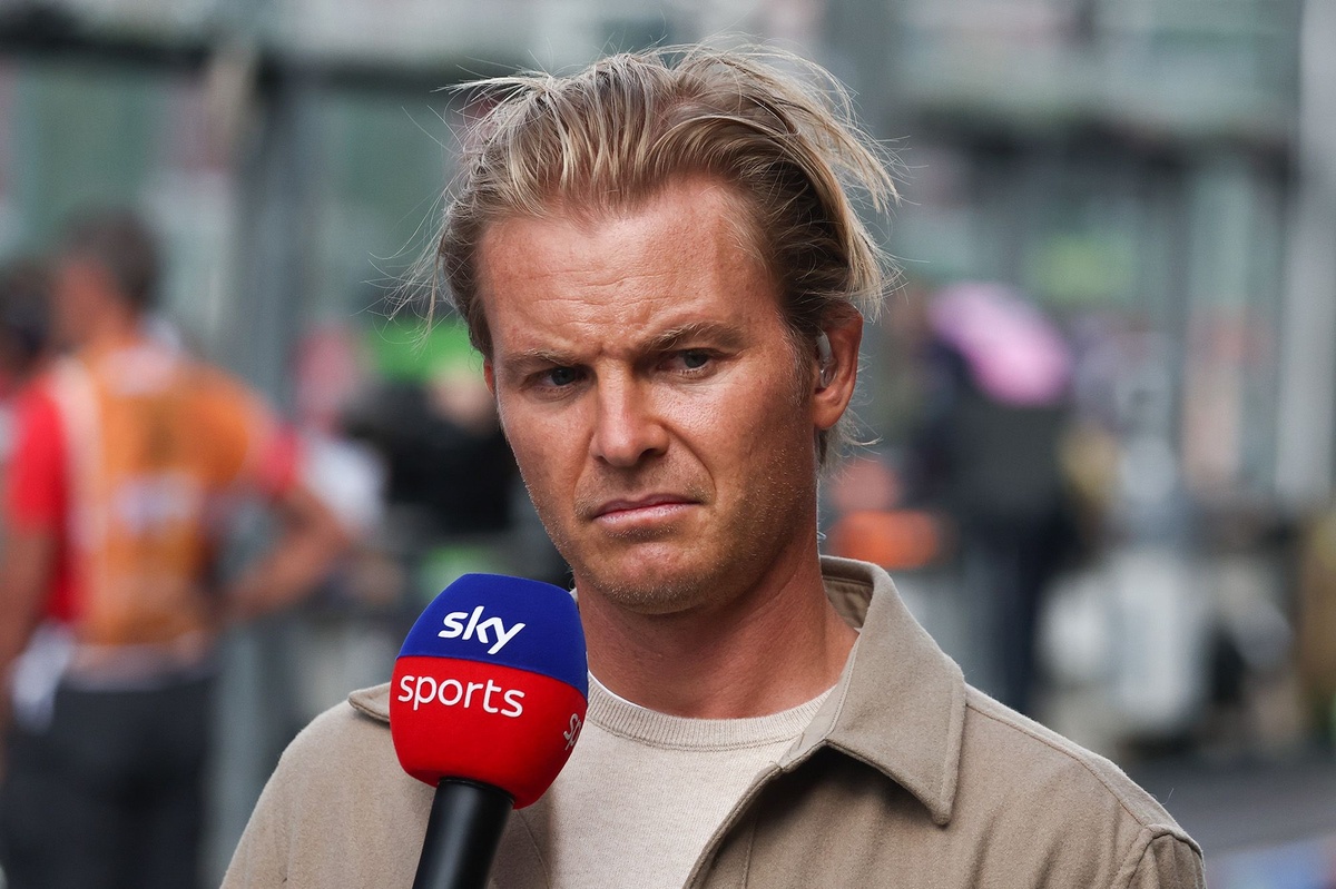 Nico Rosberg Celebrates Kimi Antonelli's Historic First F1 Win in China