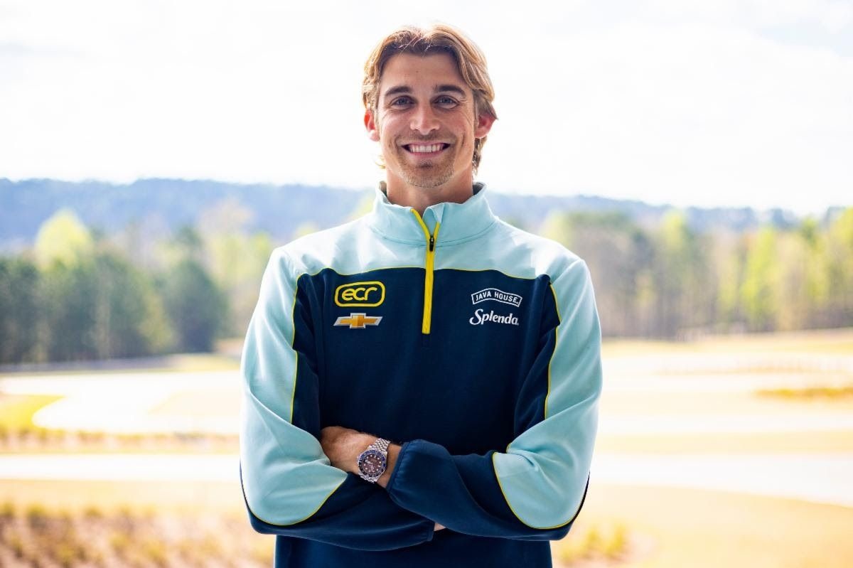 Hunter McElrea Resmi Menjadi Driver Cadangan untuk ECR