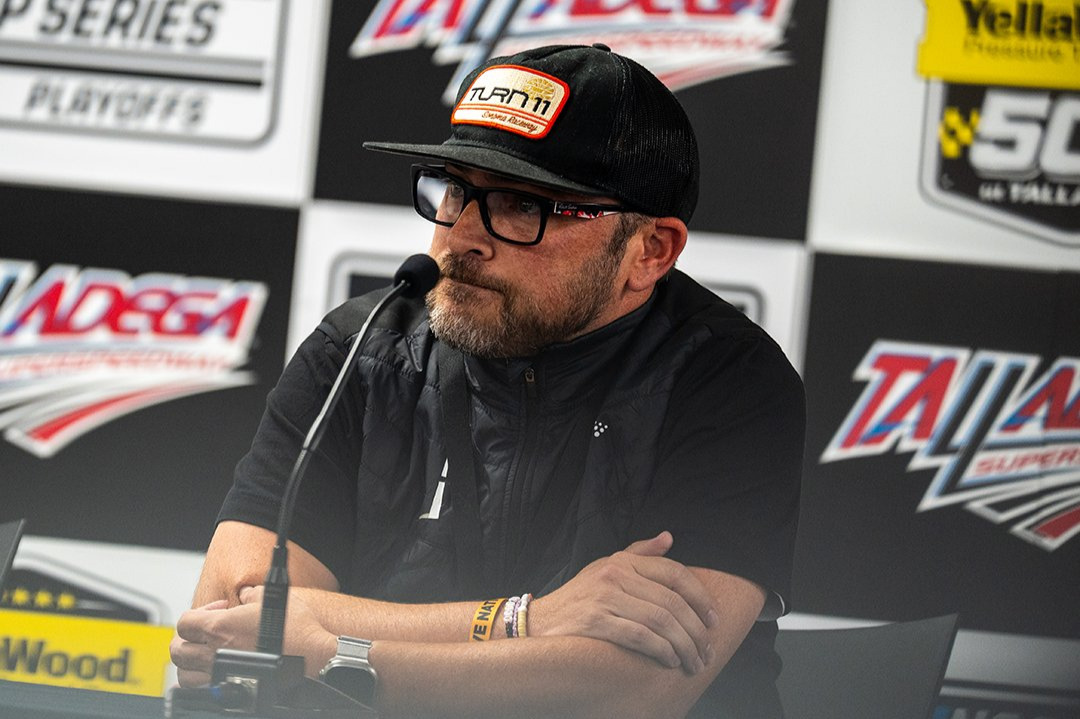 Spire Takes on Gibbs: Accusations Debunked as Absurd by Dickerson.